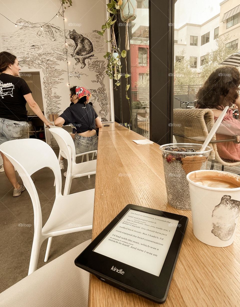 Sunday morning in a coffee shop - Dana Point - California 