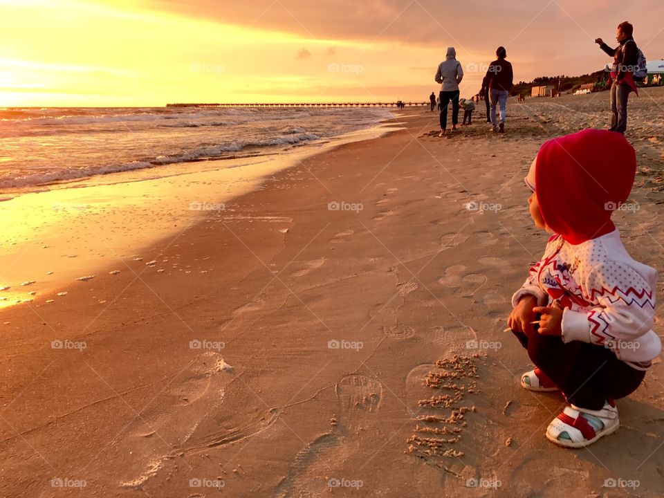 Sunset and sea 