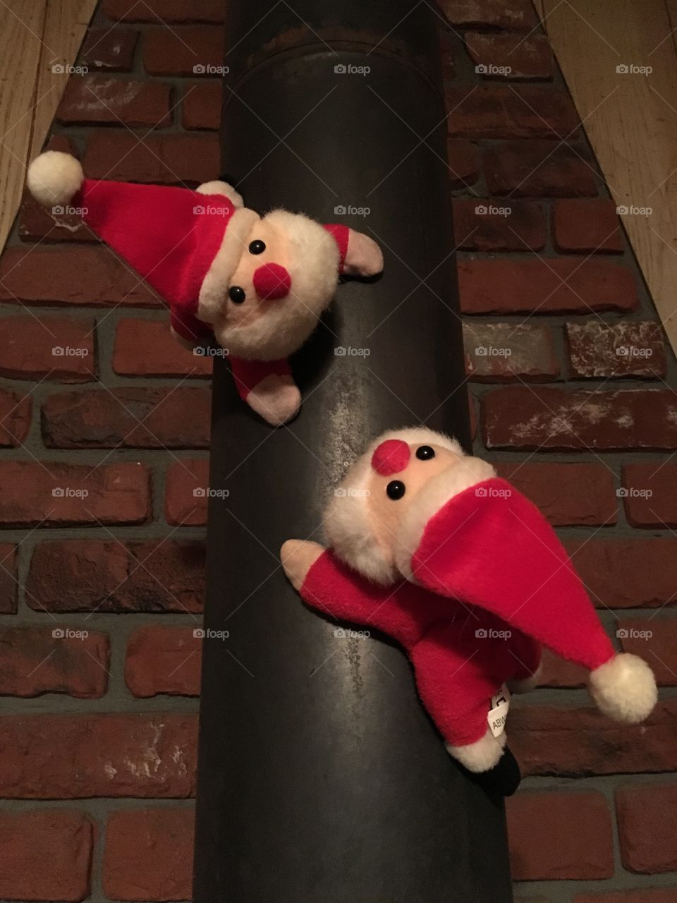 Santas climbing