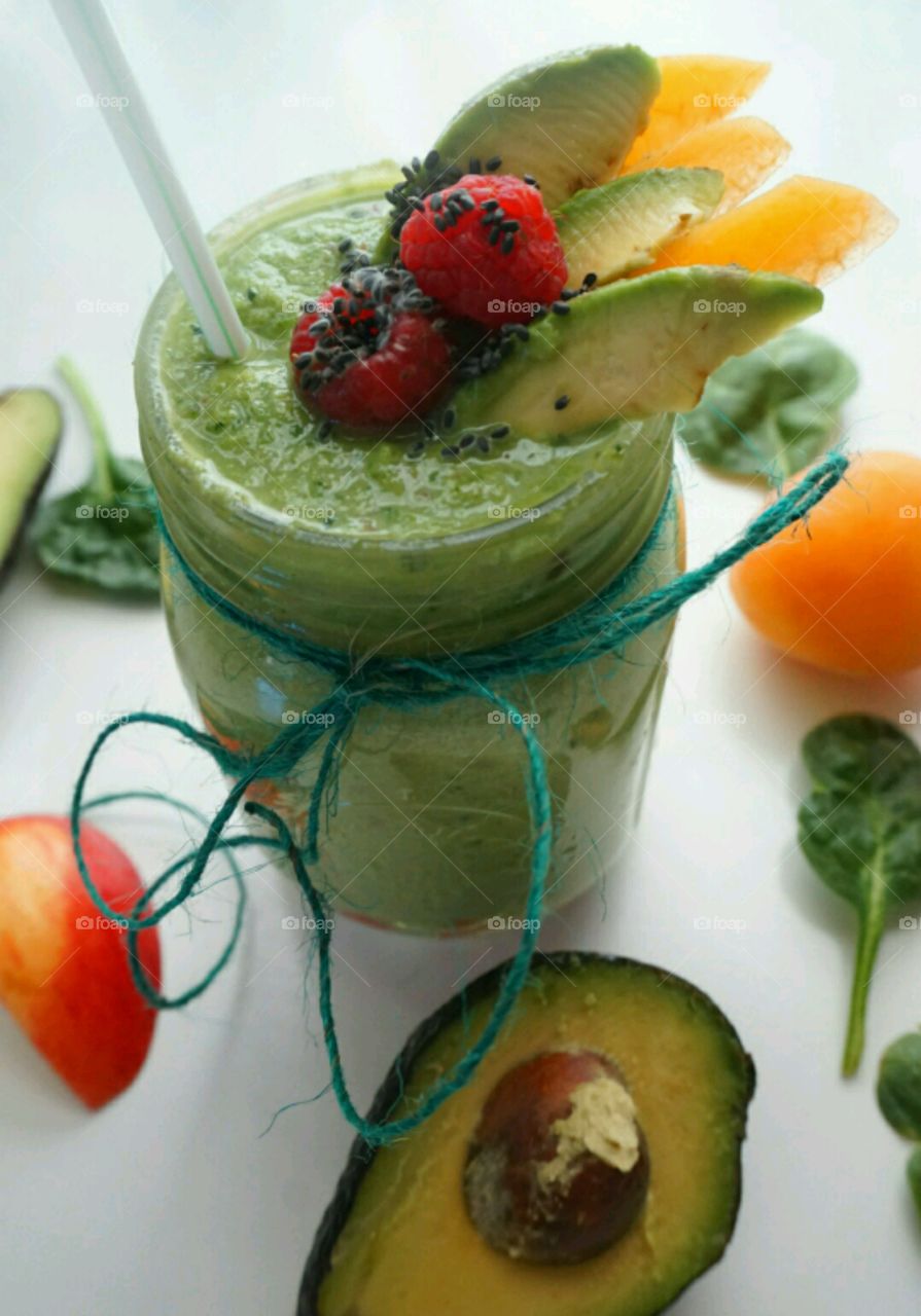 Fresh Fruit Smoothie - Avocado Smoothie - spinach, peach, apple