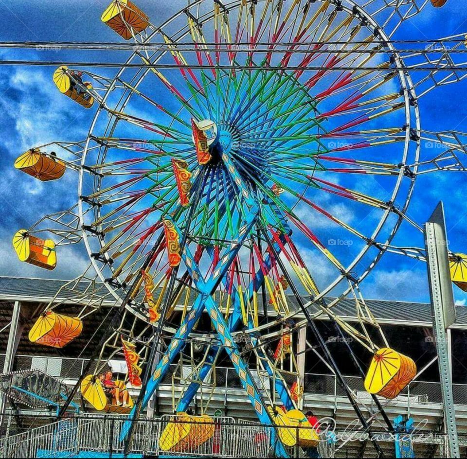 Let's ride the ferris wheel!