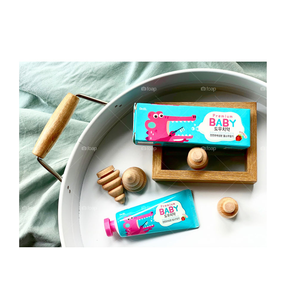 Books colours Christmas playdough fun kids children cutter play elements playlist parents rainbow playroom toothpaste toothbrush 