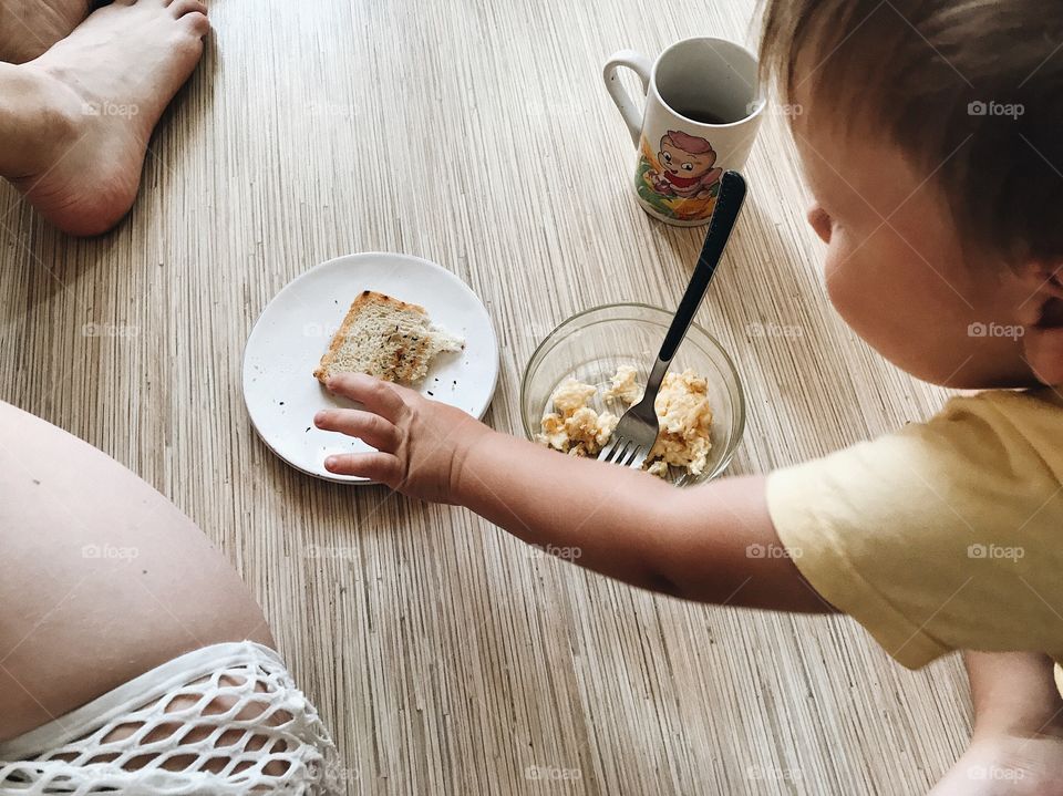 Breakfast with a kid