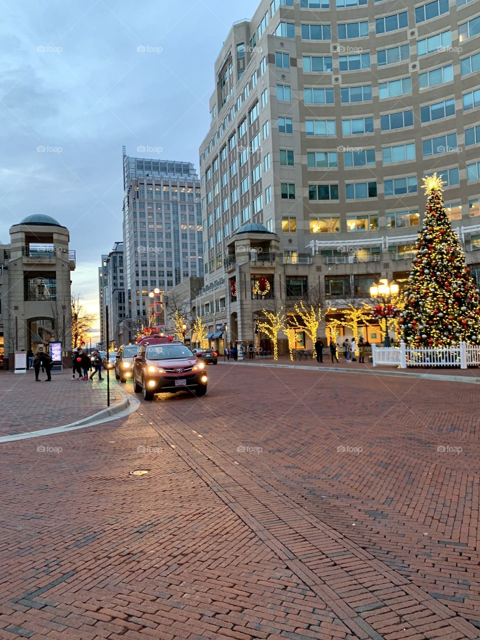Reston Town Center at Christmas 