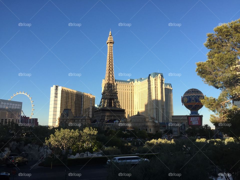 Paris Vegas . The hotel Paris in Vegas 