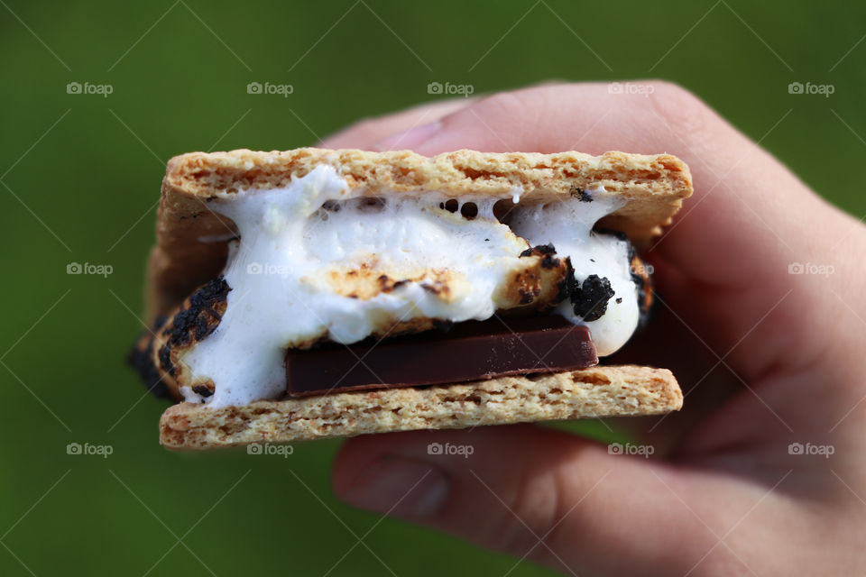 A child holding Smore's