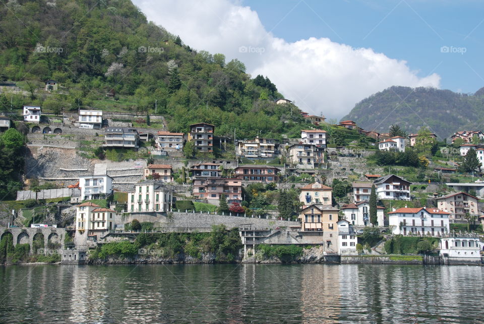 Scenic Sights of Lake Como Italy