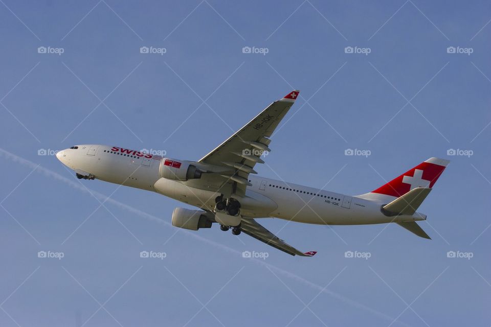 SWISS INTERNATIONAL AIRBUS A330-200