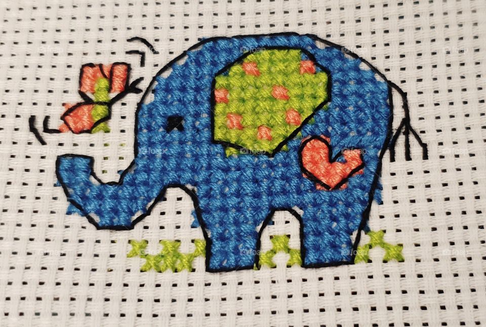 blue elephant/embroidery