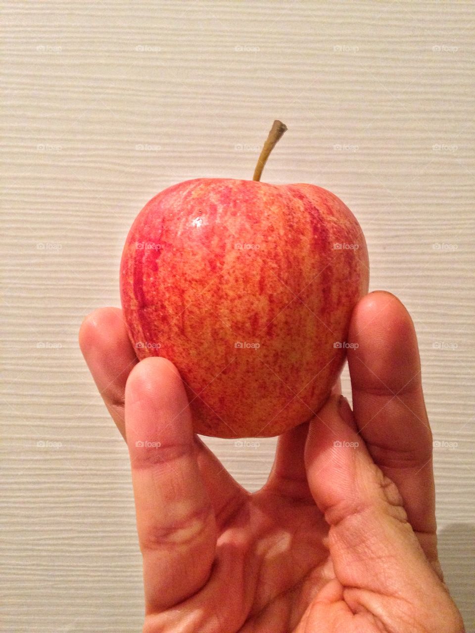 Red Apple