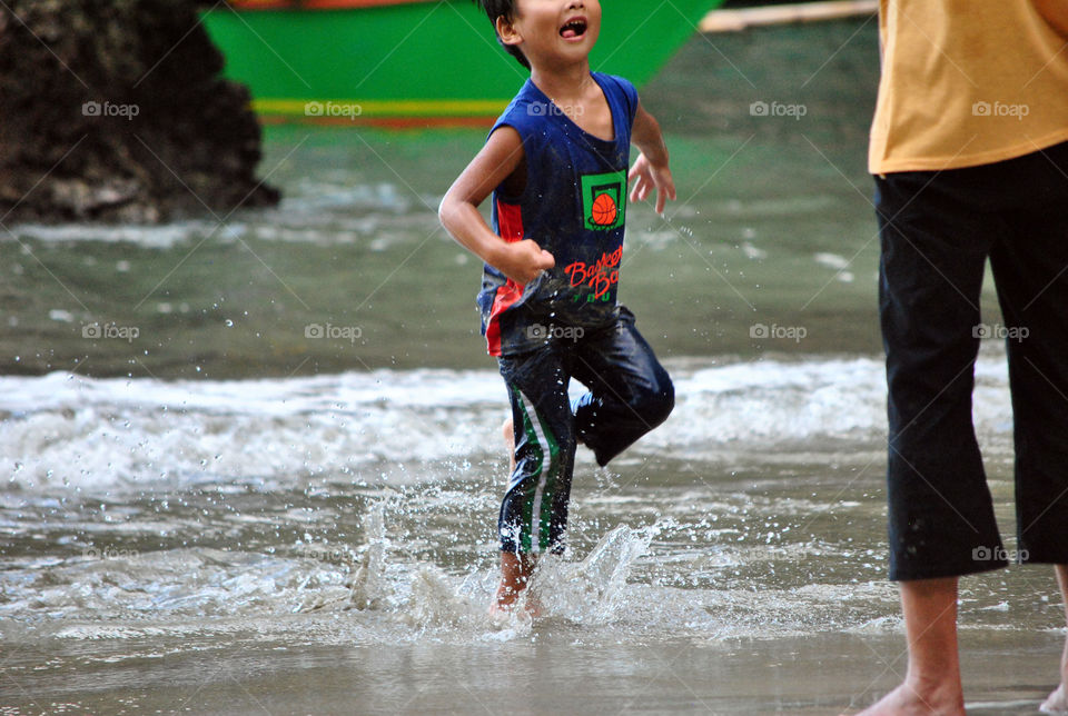 playing on shores