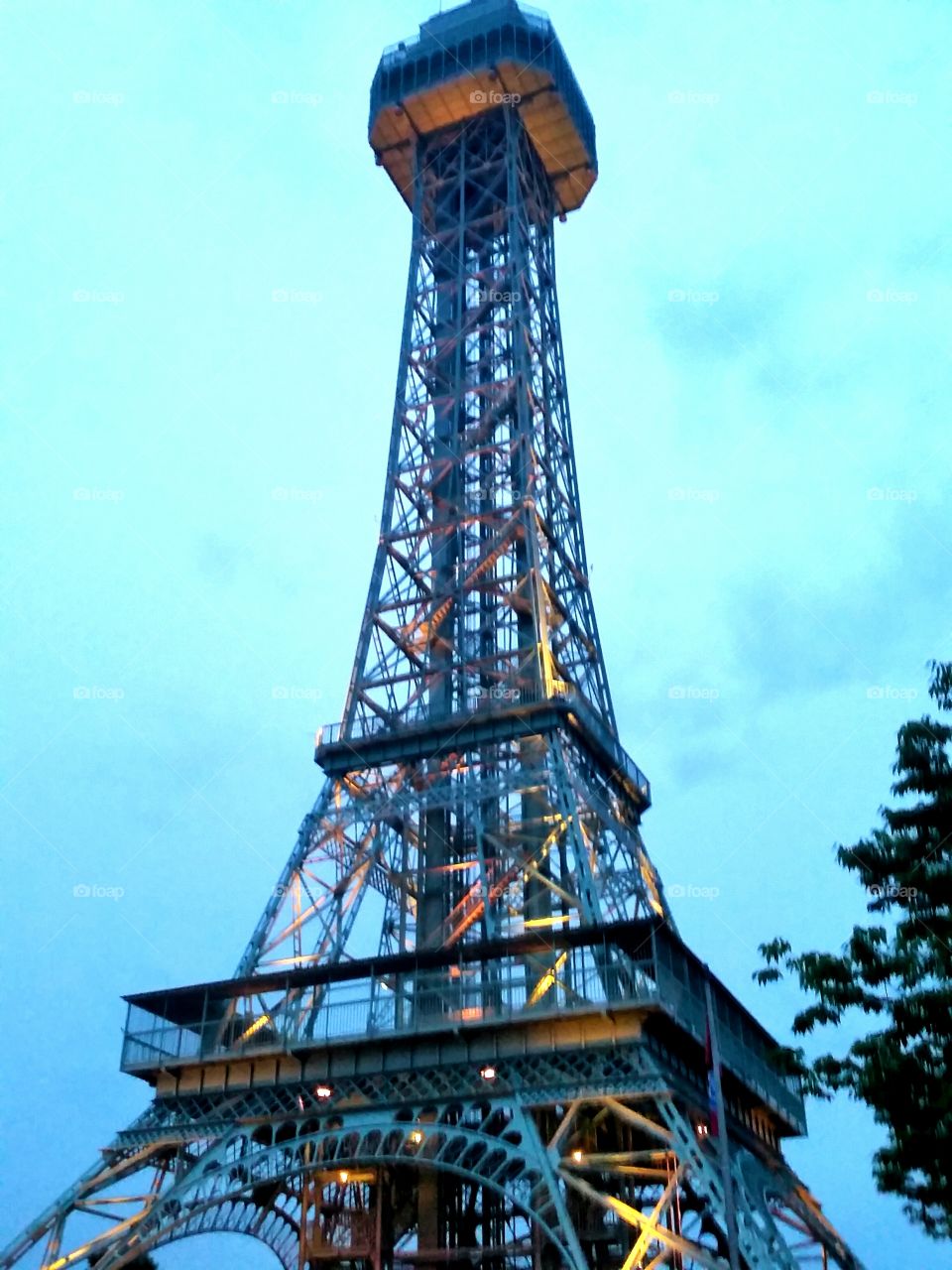 Eiffel Tower 2 (gold)