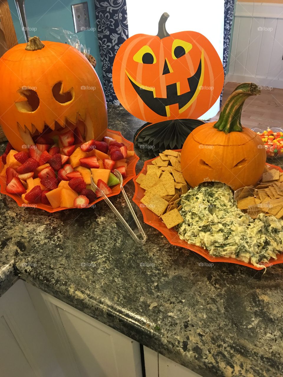 Easy pumpkin carvings for food trays