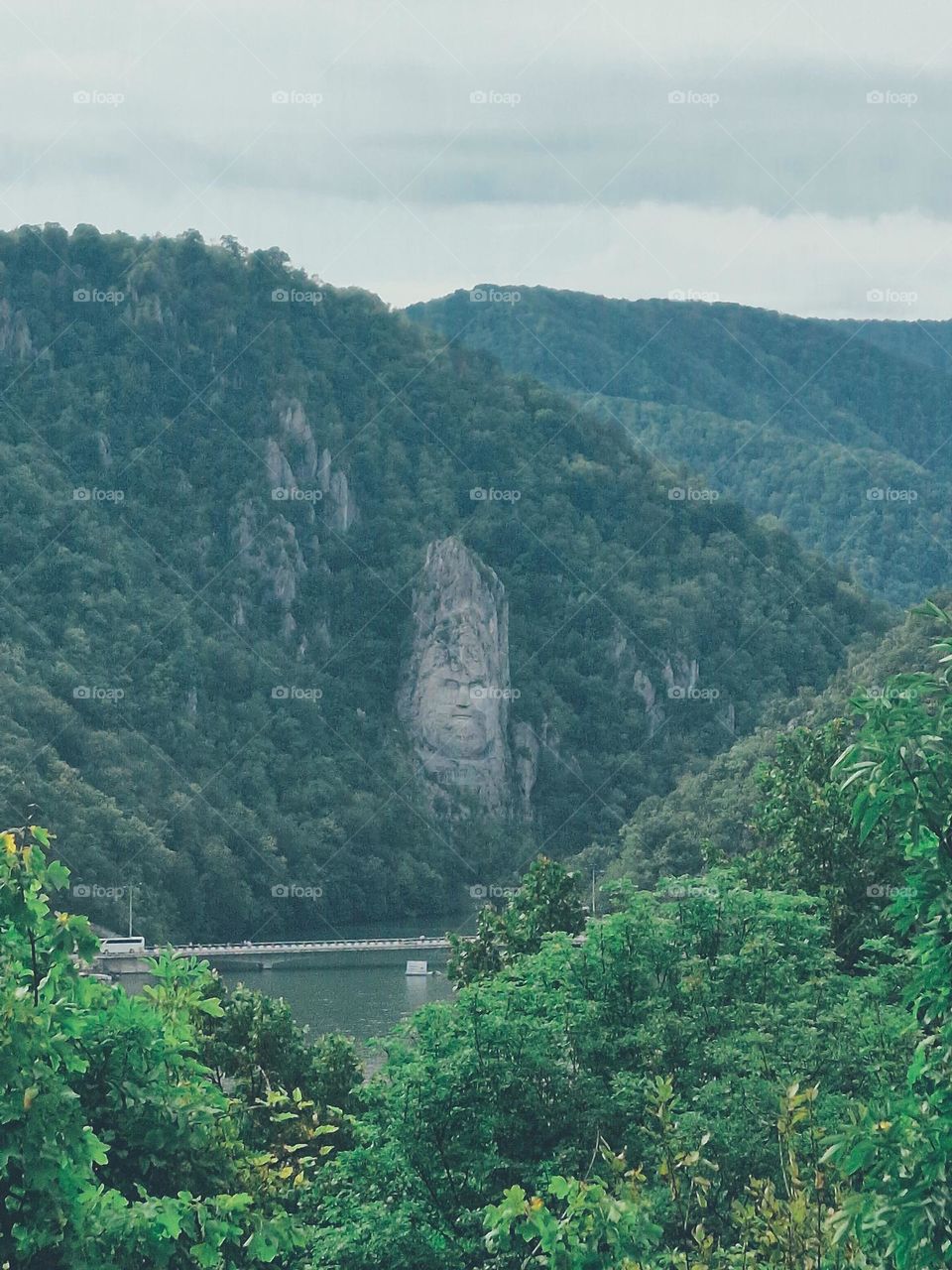 the mountain sculpture of the Dacian king Decebal