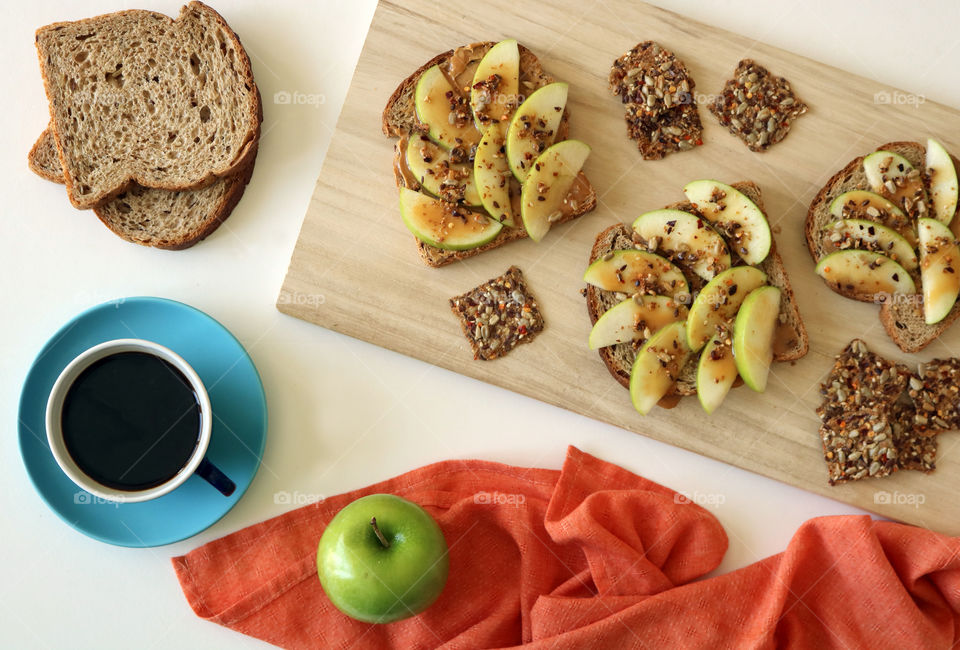 Peanut Butter and Apples Sandwich