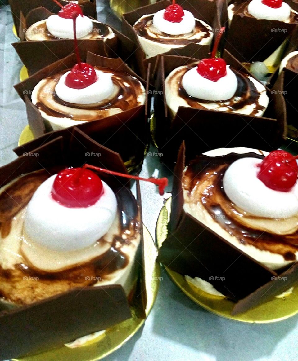 BlackForest Petit Gateux by #MrsBakers
#ILovePastries