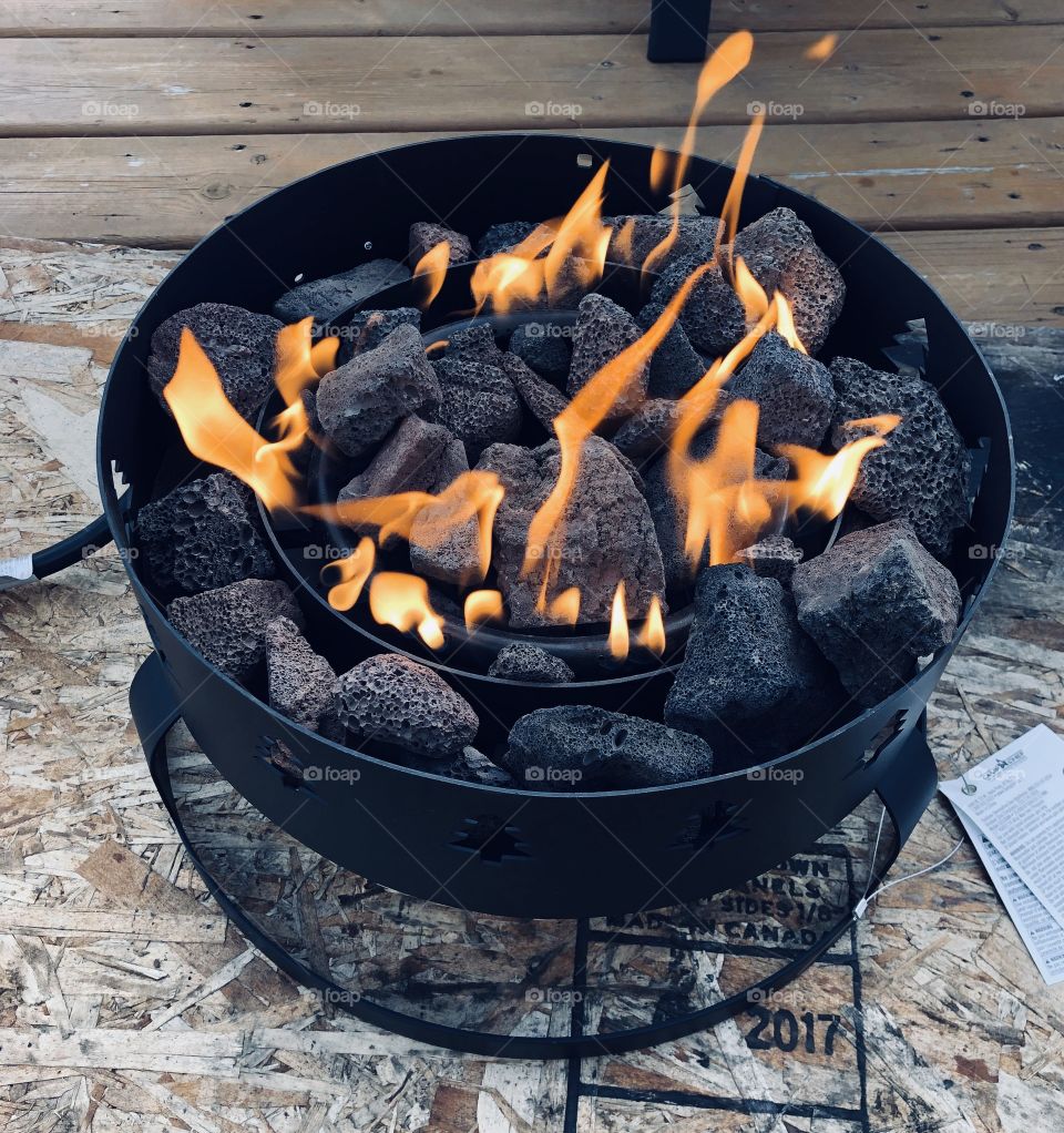 Propane fire pit 