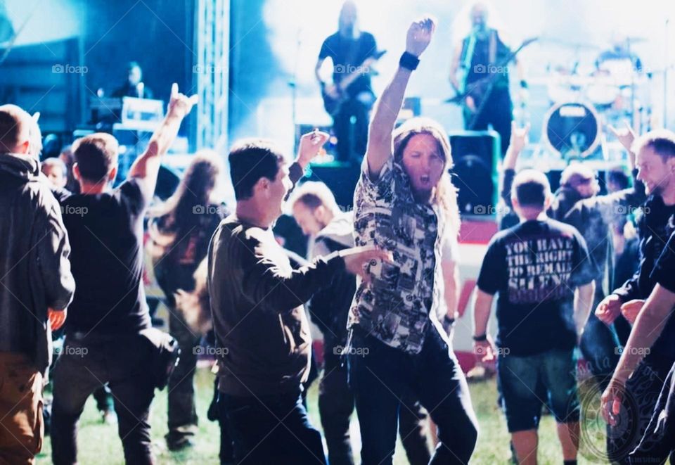 Introducing the crowds revolution mission