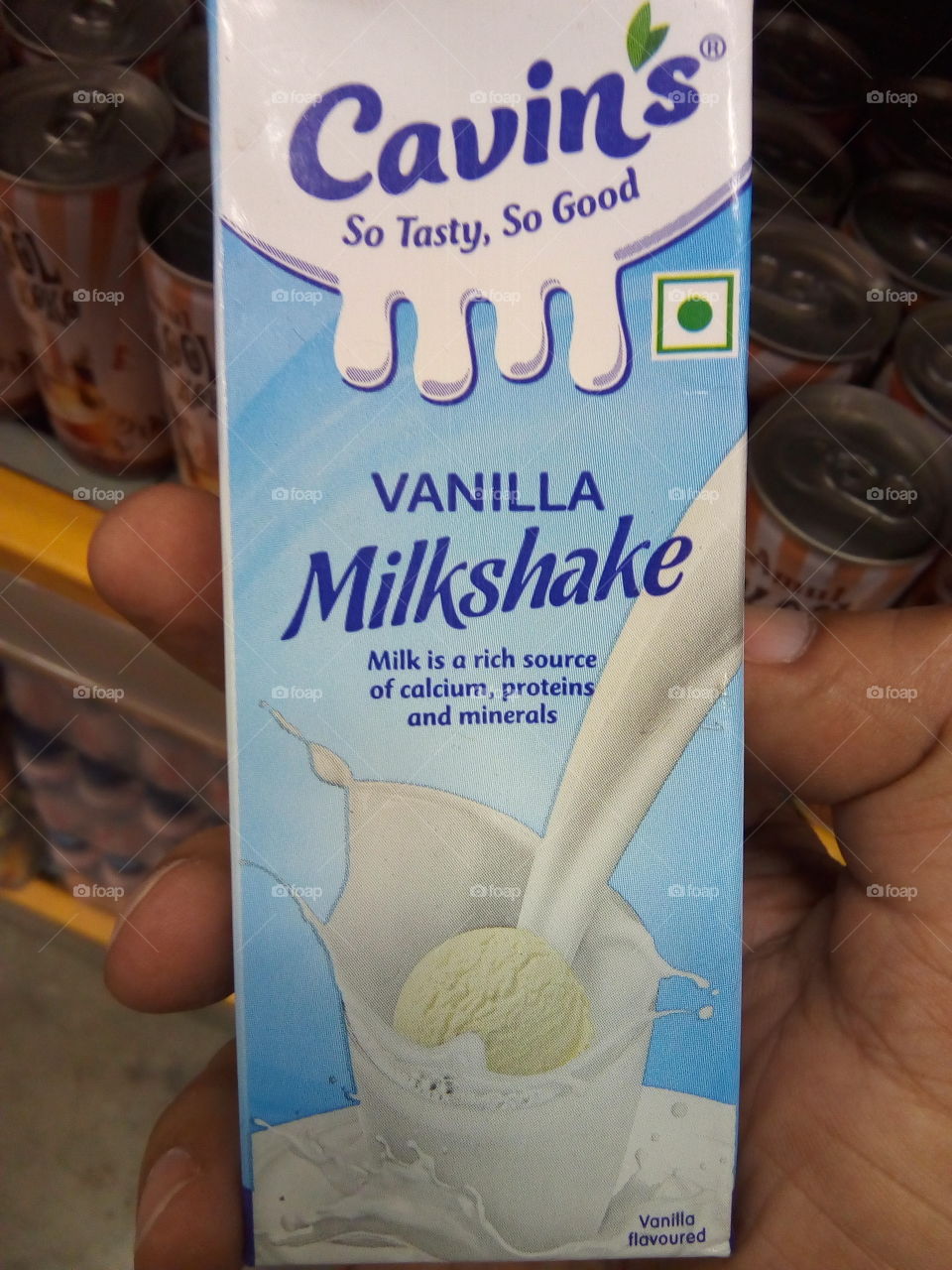 Cavin's vanilla milkshake so tasty so good.
