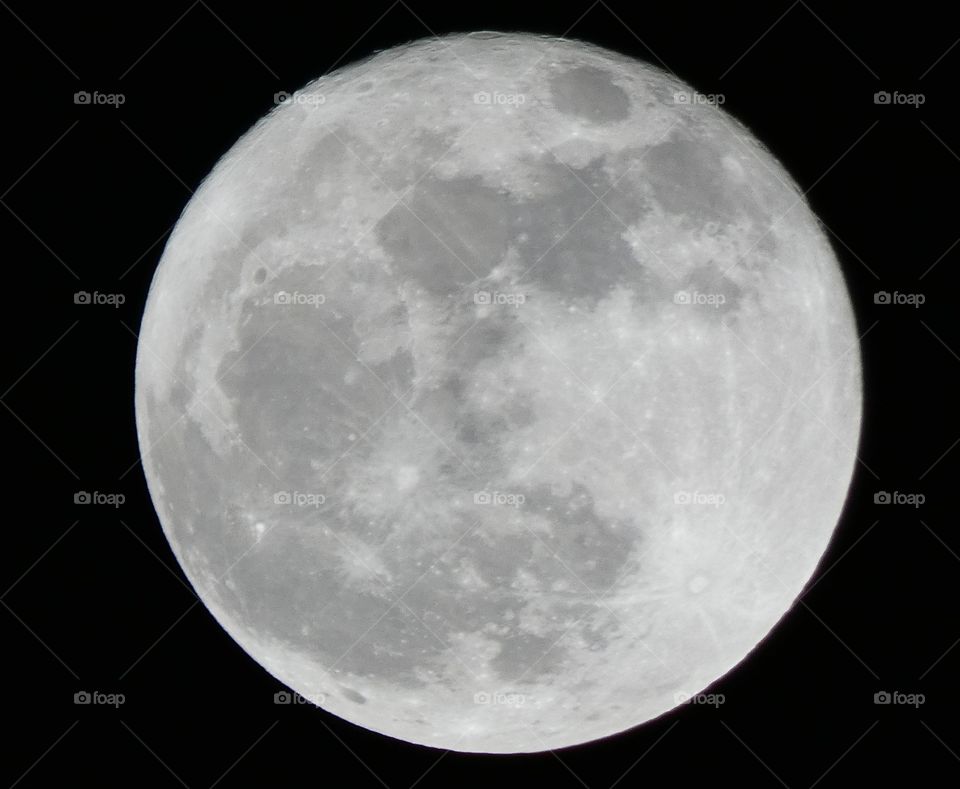 full moon from Fort Lauderdale, December 4, 2017