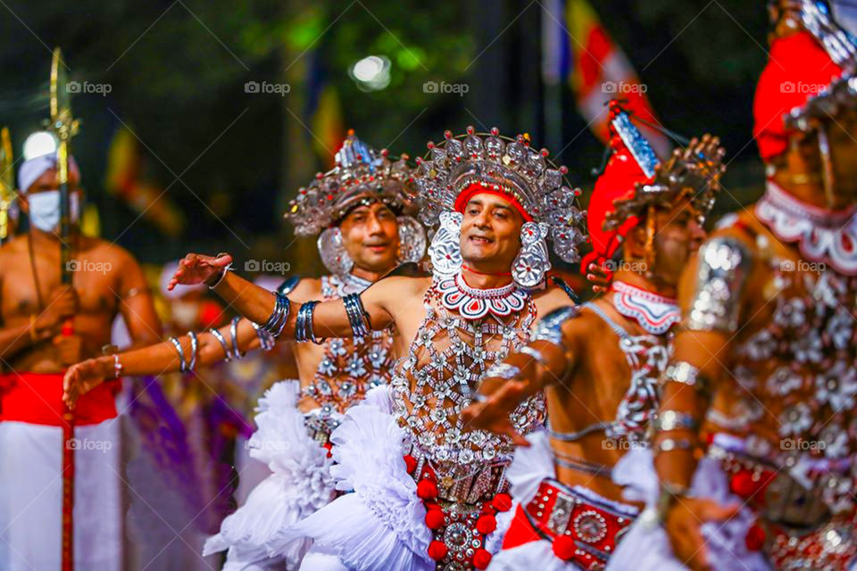 kandyan  dancing srilanka