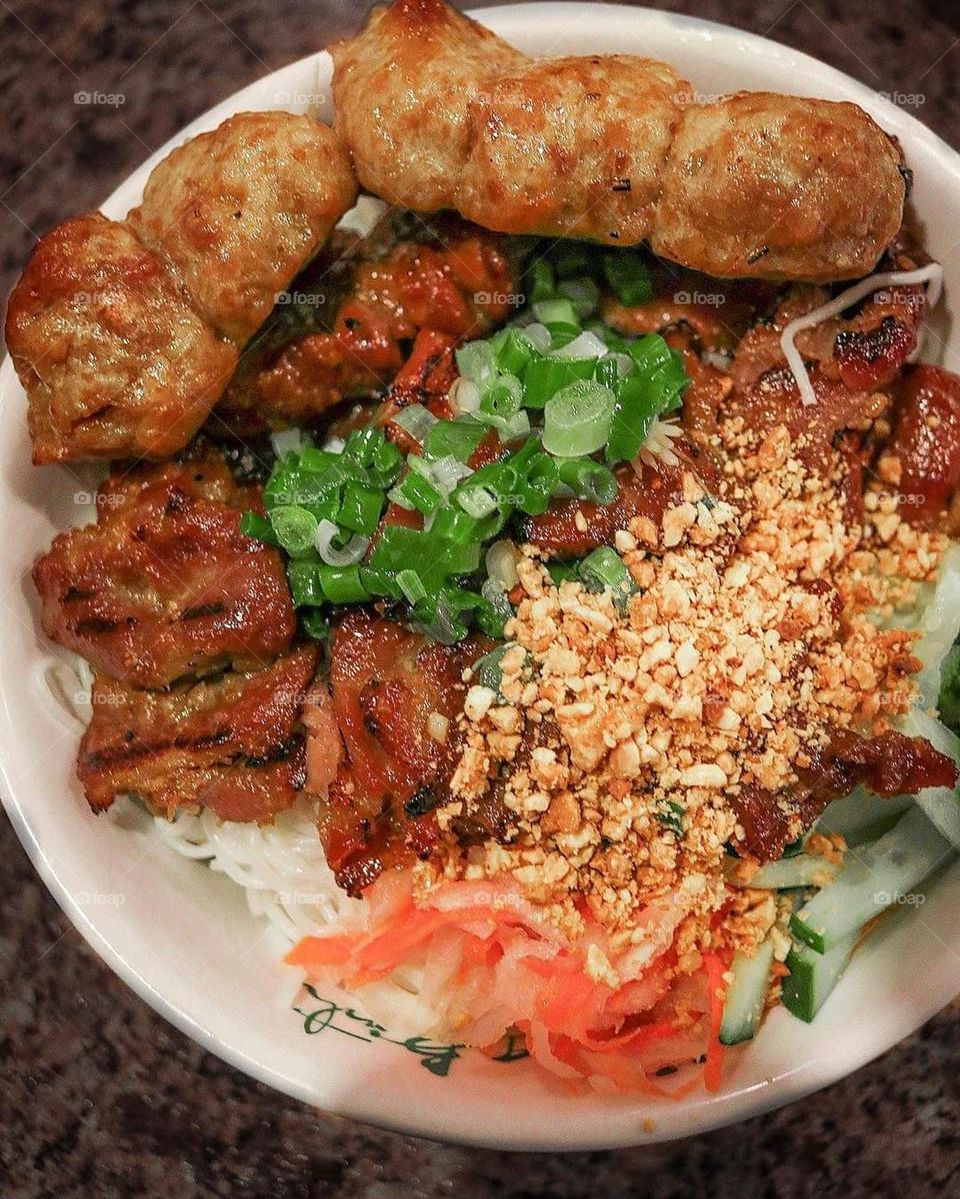 Bún chả.