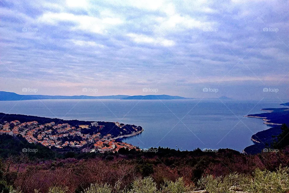 Sea bay