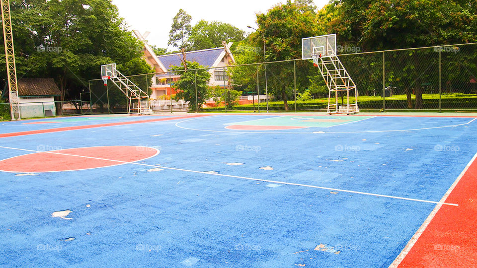 Basketball place