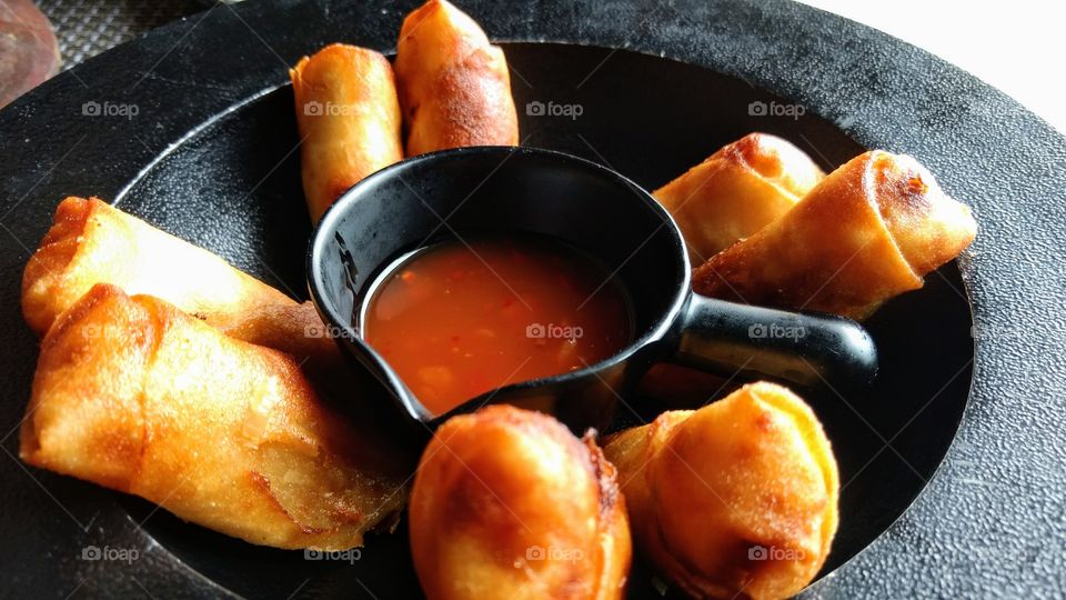 Spring Rolls with Chilli Sauce