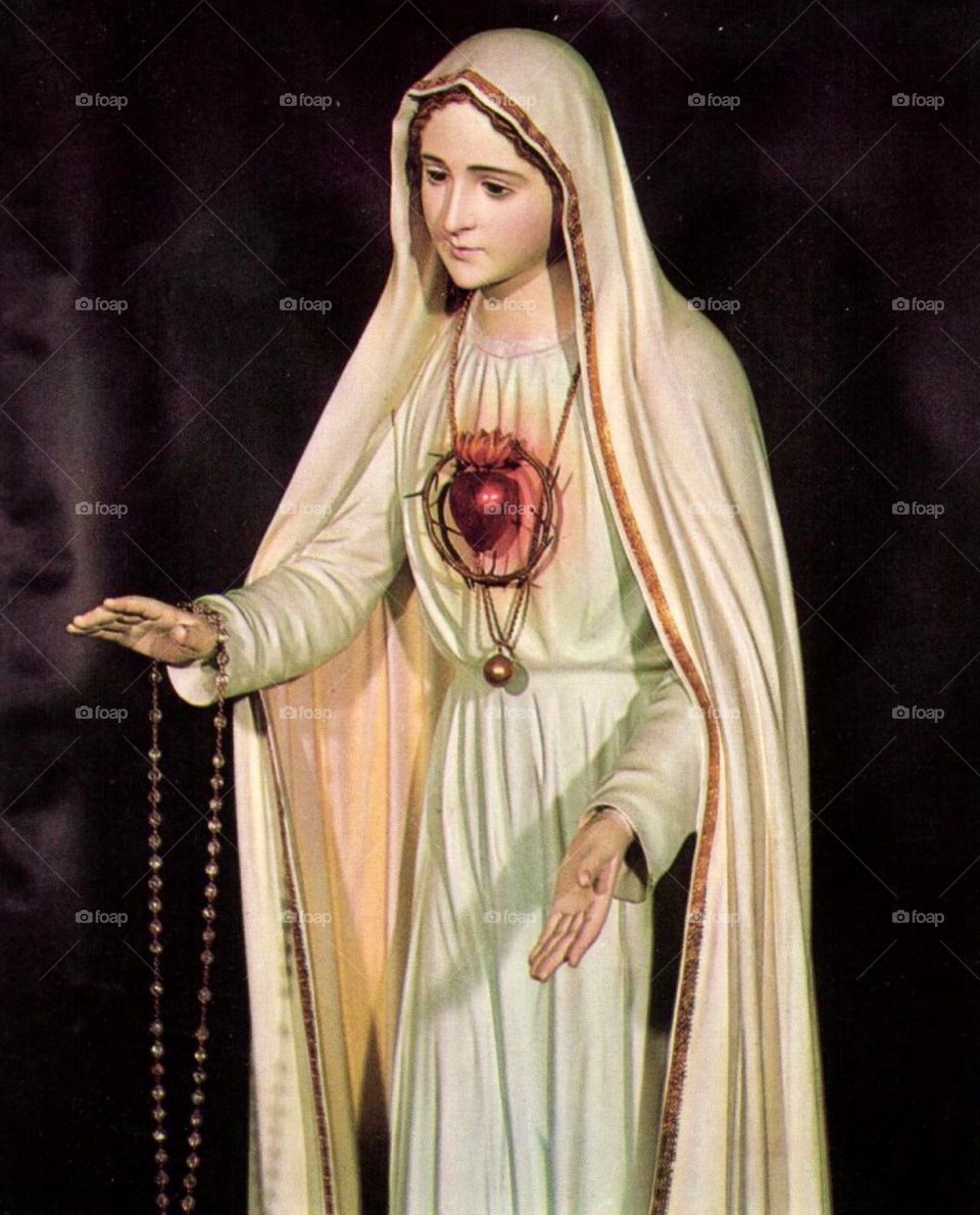 🙏 🇪🇸 Oh Maria, ruega por nosotros que recurrimos a ti.  Amén.  🇧🇷 Ó Maria, Nossa Senhora, rogai por nós que recorremos a vós. Amém. / 🇺🇸 O Mary, pray for us that we turn to you.  Amen. / 🇮🇹 O Madonna, prega per noi che ci rivolgiamo a te. Amen. 