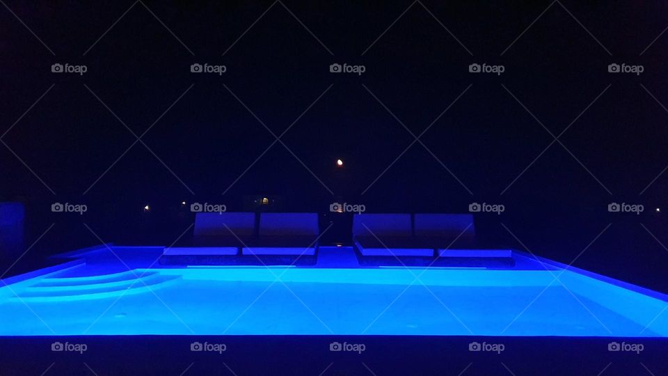 Electrifying blue in Santorini