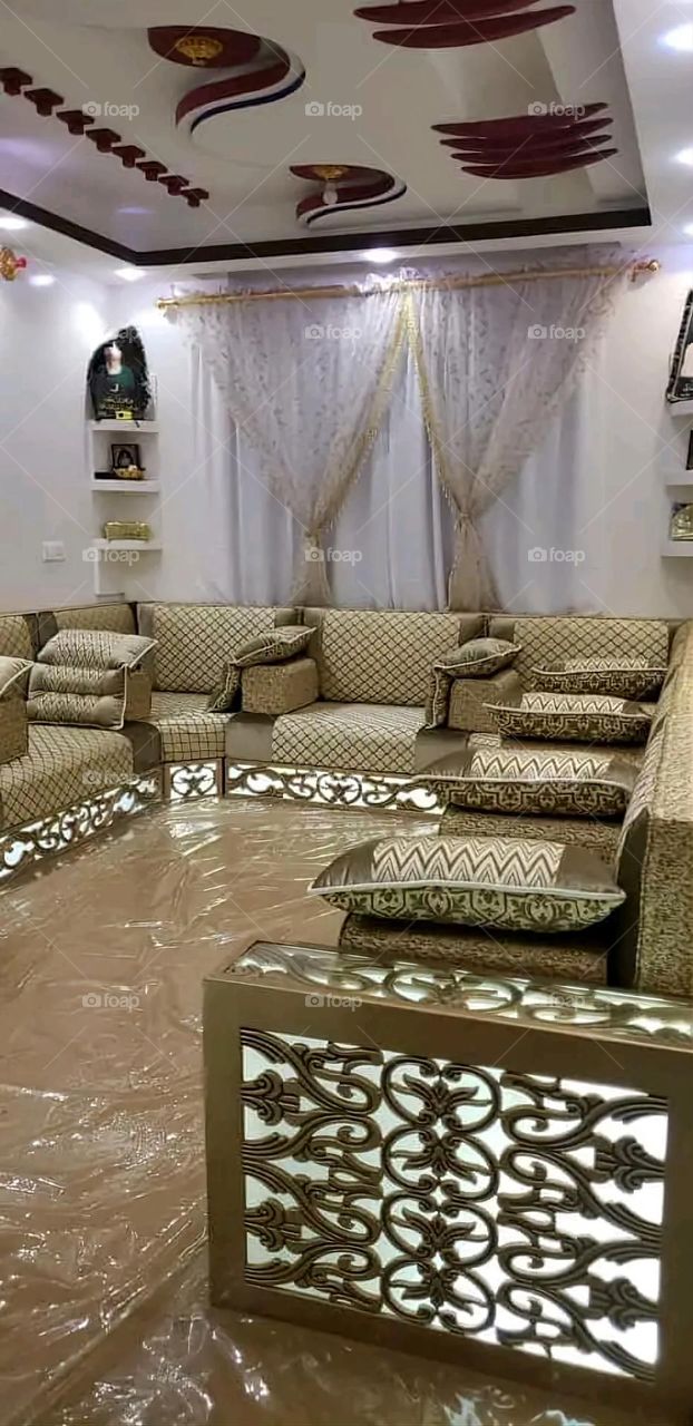 A very beautiful picture, and there is no better picture than it. There is no better picture of green herbs and colorful, red and white roses than it. Glory be to God, the natural and picturesque view, and there is no more