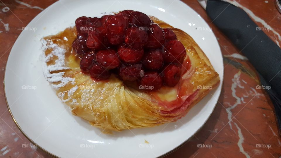 raspberry danish