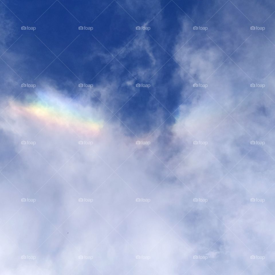 sky of rainbow 
Rainbow can be seen clearly in the given photo 
#rainbow🌈🌈