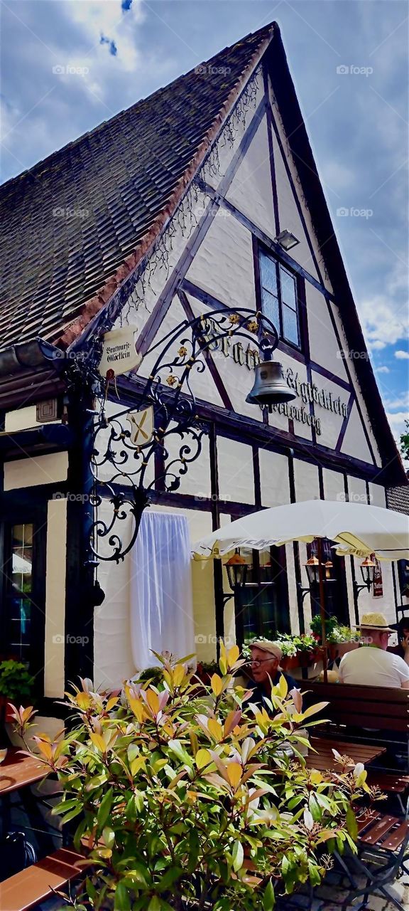 A beautiful old style building in “Nürnberg” that is built after the ways of “Fachwerk”, a technique that combines stone or brick with exposed wood that is both structurally necessary as well as partially decorative. 2023. Hypnotiz Productions