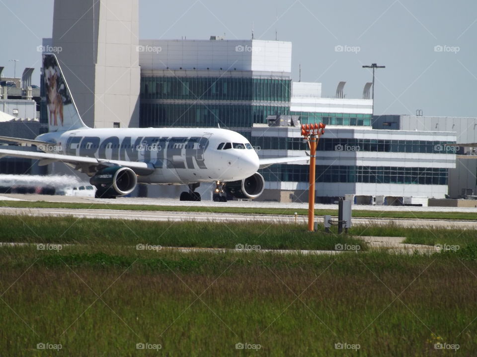 Frontier Airlines Heading to the Runway