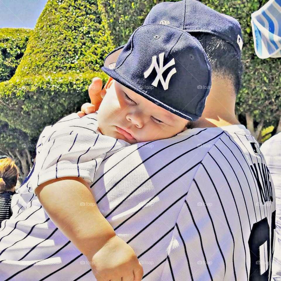 Yankees father and son moment