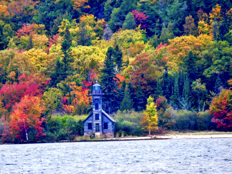  Beautiful lighthouse on Lake Superior in Michigan in the UP on a fall day. Such beauty here in fall