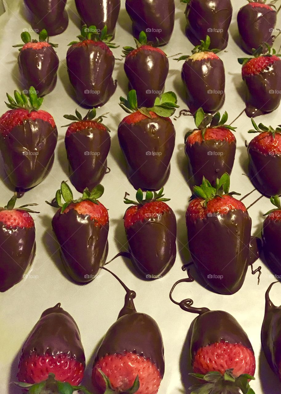 Chocolate covered strawberries 