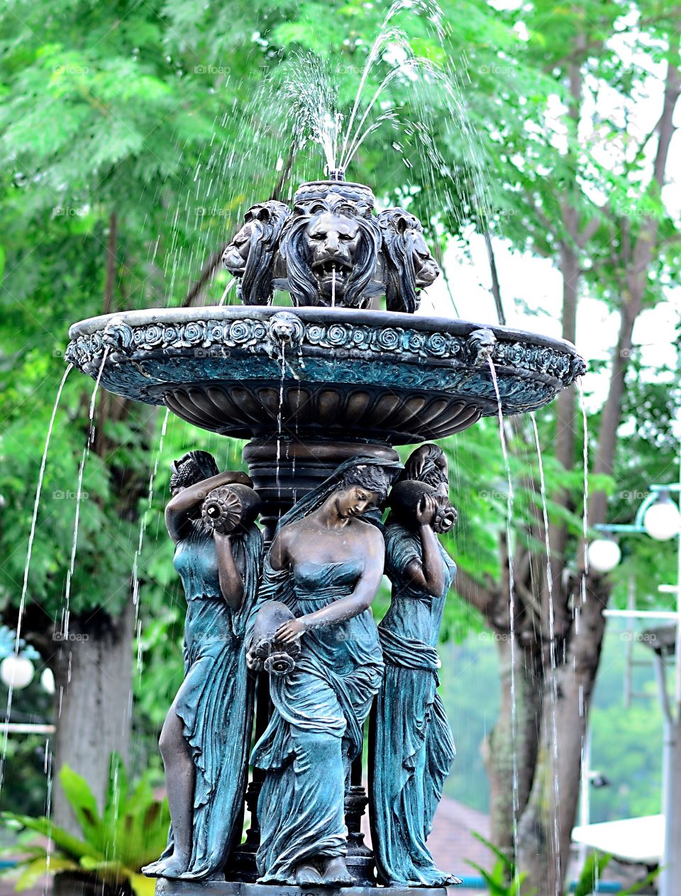 fountain statue