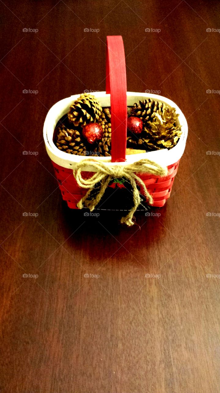 Pinecones in basket