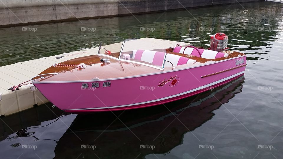 Pretty in Pink. Vintage boat