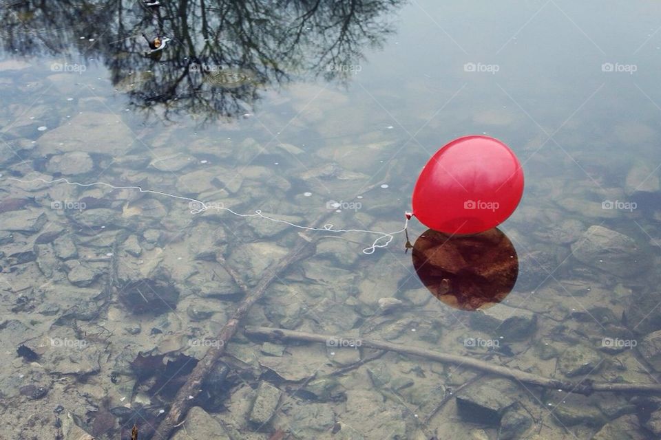 Red balloon