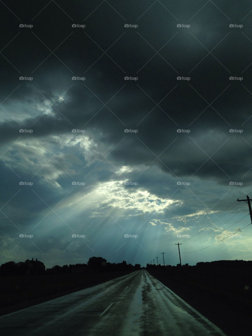 sky light dark clouds by somebeach