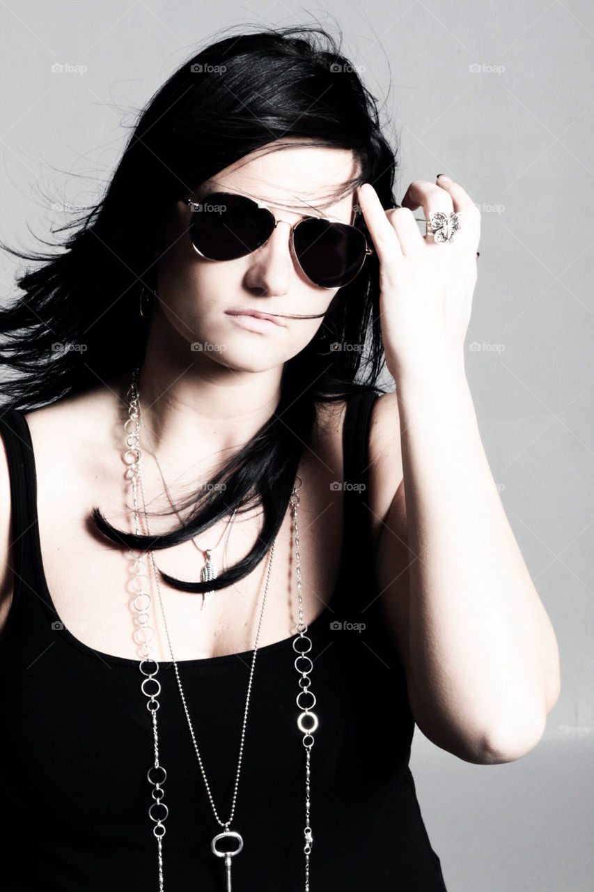 woman model black sunglasses by joycoma
