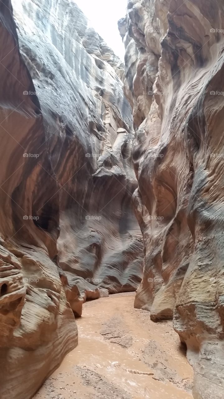 slot canyon. hiking southern Utah