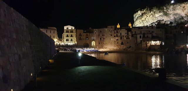 Cefalù by night 8
