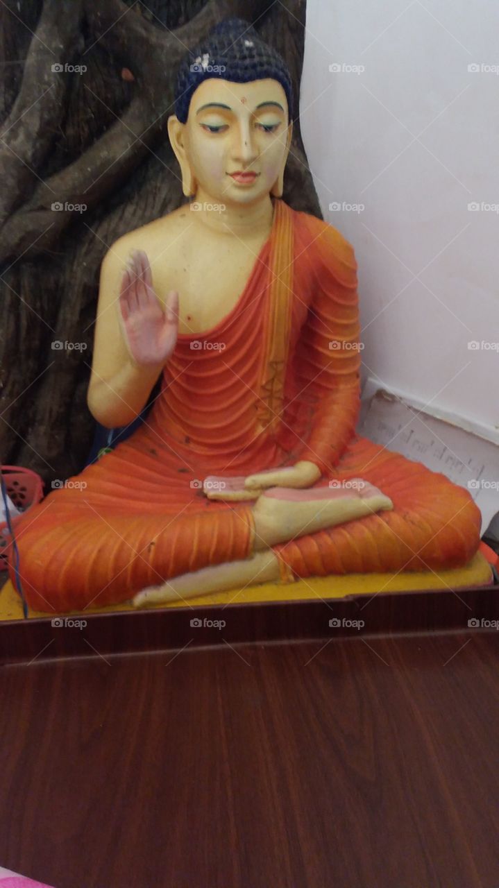 This is the image of the Supreme Buddha in Bulathsinhala town