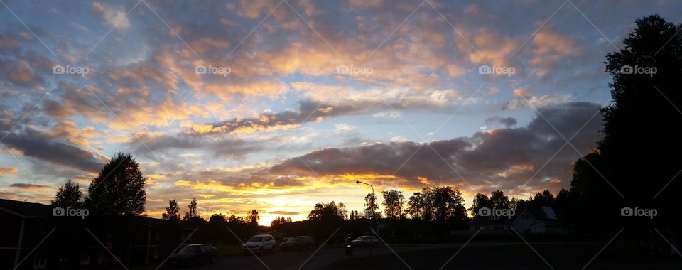 Awesome sunset!. Lovely Sunset!!