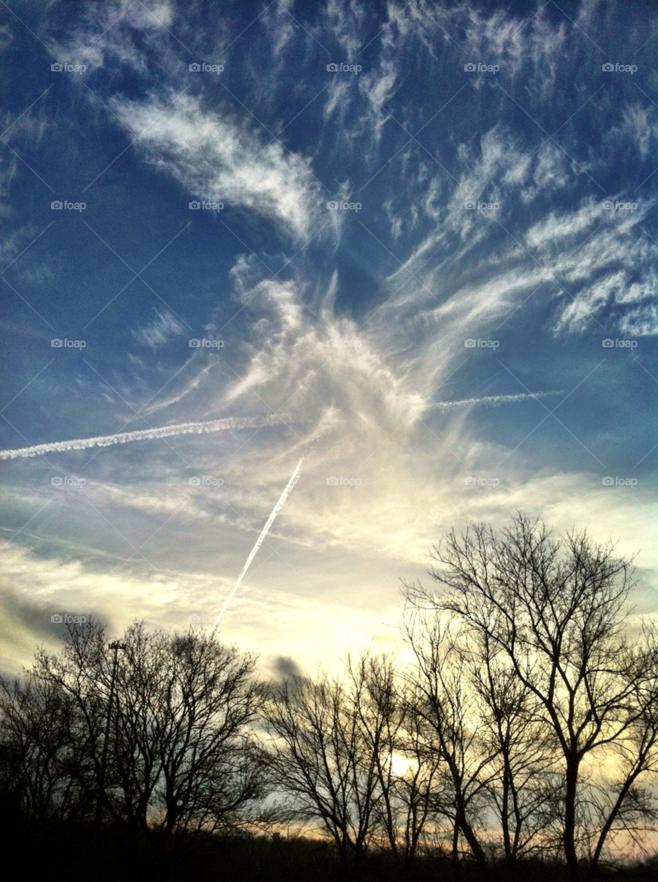 sky contrails racine wi by doug414